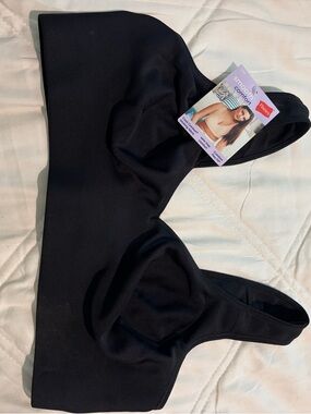 Hanes Smooth Comfort Wireless Bra in Black